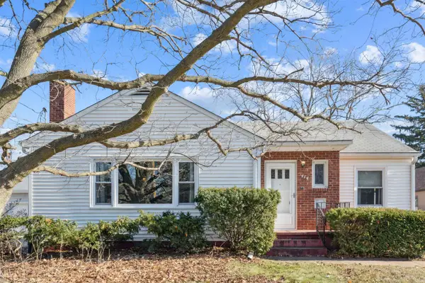 414 S Henry Street, Geneseo, IL 61254