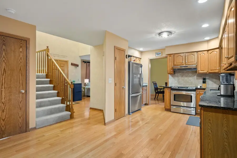 2328 Hunter Rd Road, Bettendorf, IA 52722 - Image #3