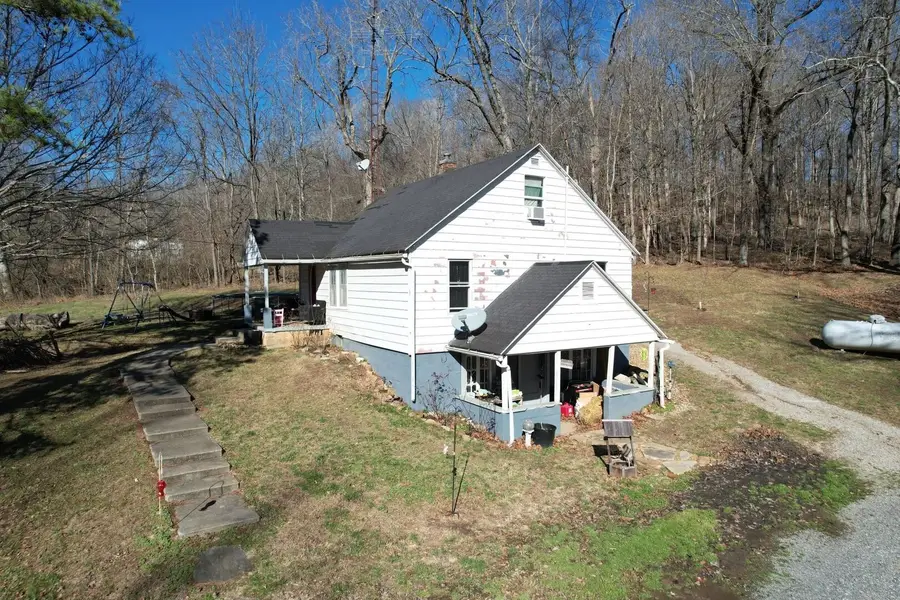 342 Bassett Road, Elizabethtown, IL 62931 - Image #3