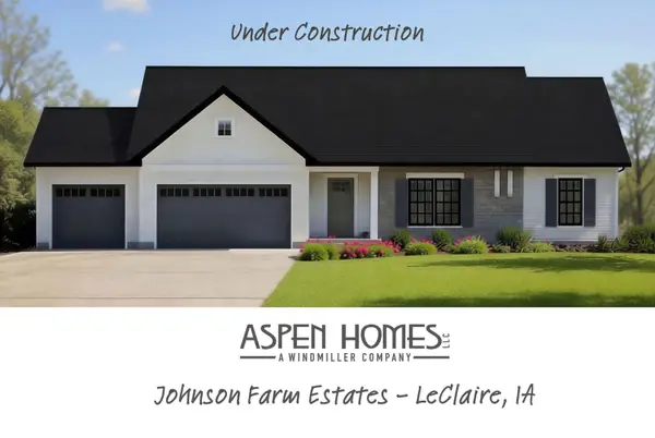 11 Viola Dr Drive, Le Claire, IA 52753