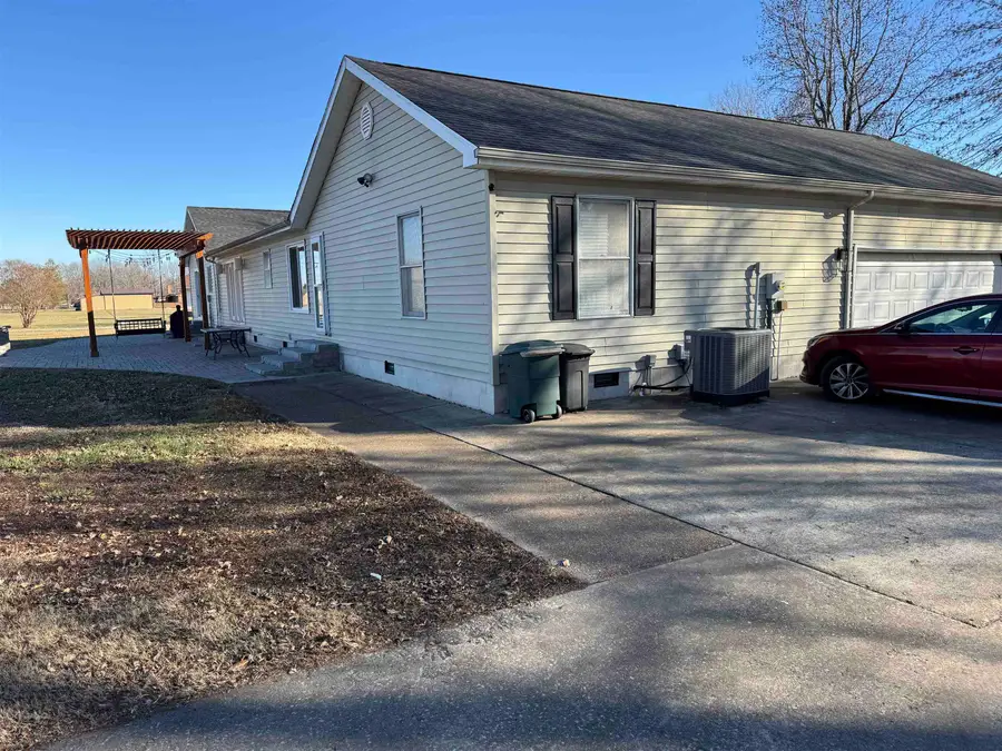 13645 Leisure Lane, Benton, IL 62812 - Image #3