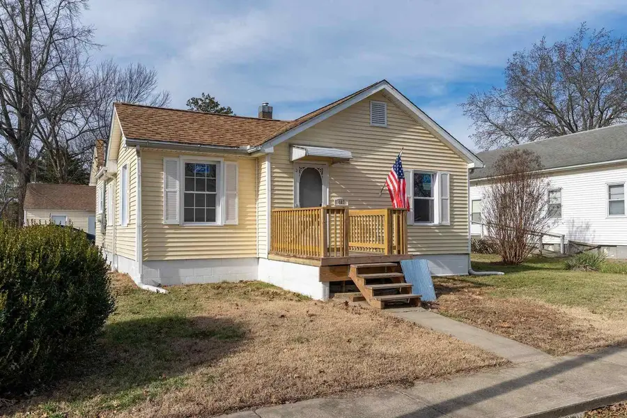 407 Church Street, Christopher, IL 62822 - Image #2