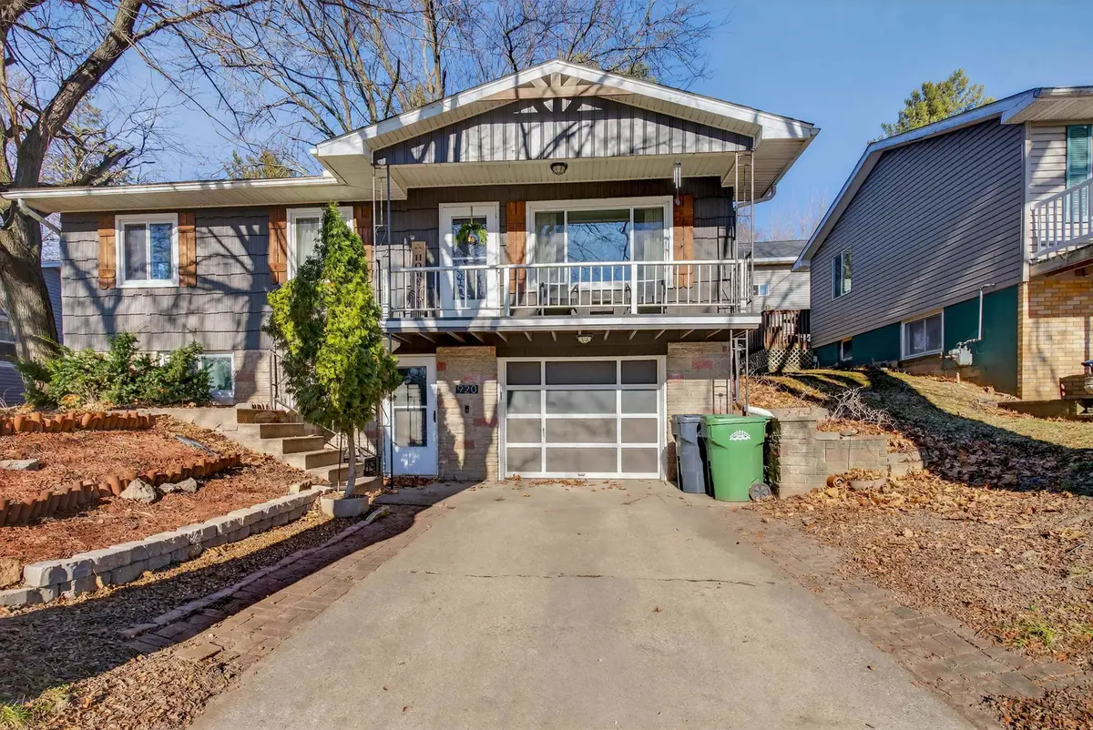 920 5th Ave N Avenue N, Clinton, IA 52732 - Image #1