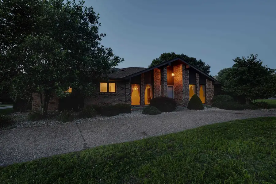 419 Spring Lake Drive Drive, Quincy, IL 62305 - #3