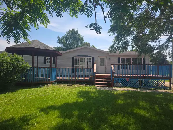 206 W 1st Avenue, La Harpe, IL 61450