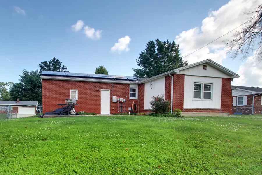 3930 Pine Tree Road, Quincy, IL 62301 - #2