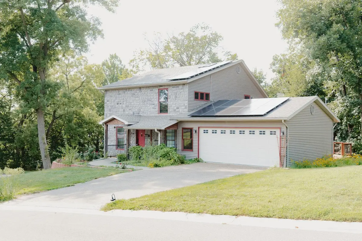 911 Ridgewood Drive, Quincy, IL 62301 - #1