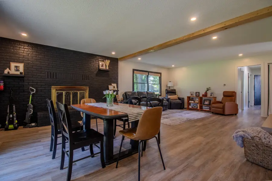 5 Saulsbury Circle, West Frankfort, IL 62896 - #3
