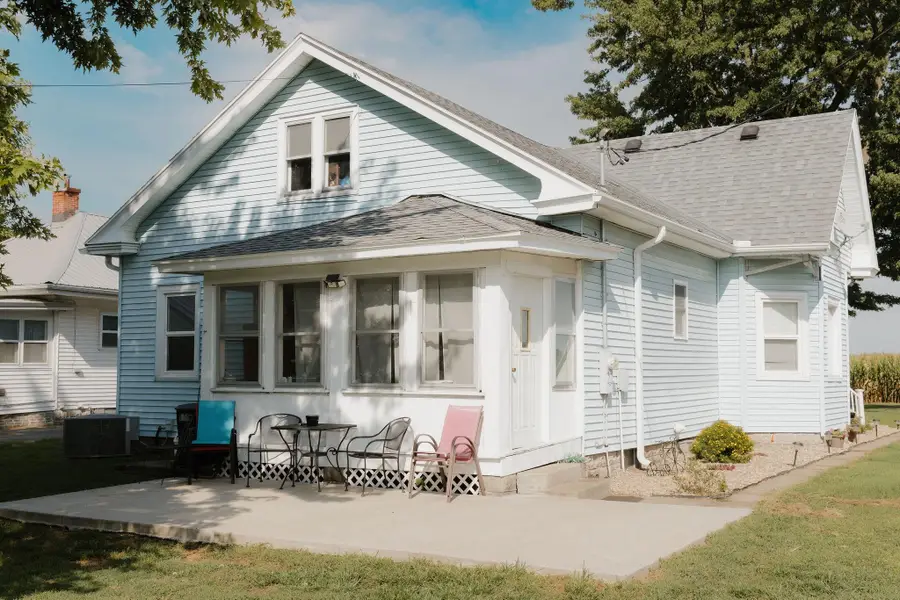 402 N Augusta Road, Clayton, IL 62324 - #2