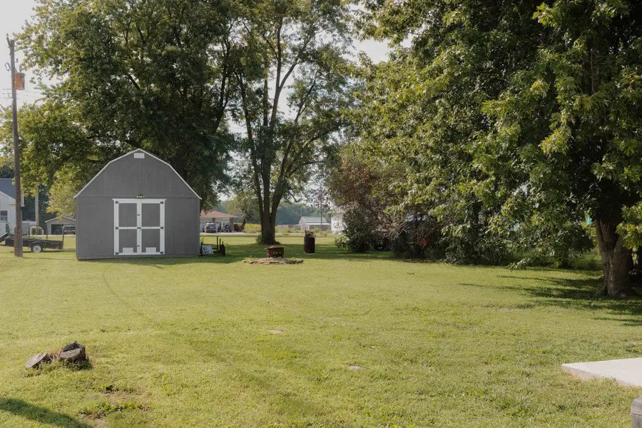 402 N Augusta Road, Clayton, IL 62324 - #3