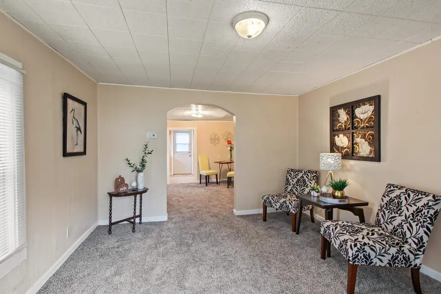 1003 N 15th Street, Quincy, IL 62301 - #2