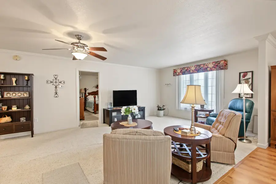 5009 Lake Ridge Drive, Quincy, IL 62305 - #3
