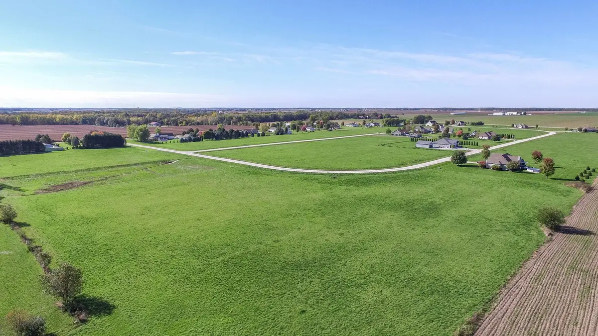 2440 N 4210th Road, Sheridan, IL 60551 - Image #1