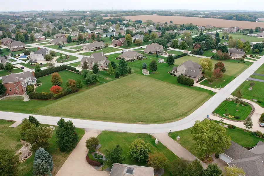 1040 Country Lane, Bourbonnais, IL 60914 - Image #2