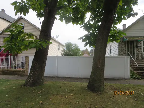 8747 S Colfax Avenue, Chicago, IL 60617