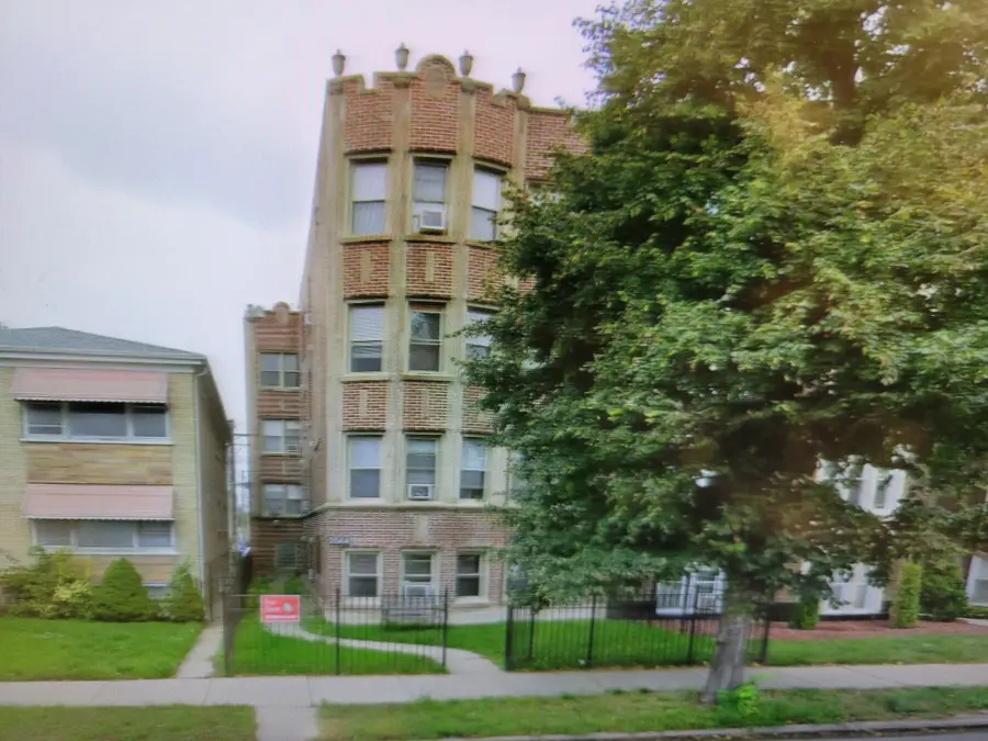 2844 W Addison Street #P1, Chicago, IL 60618 - Image #2