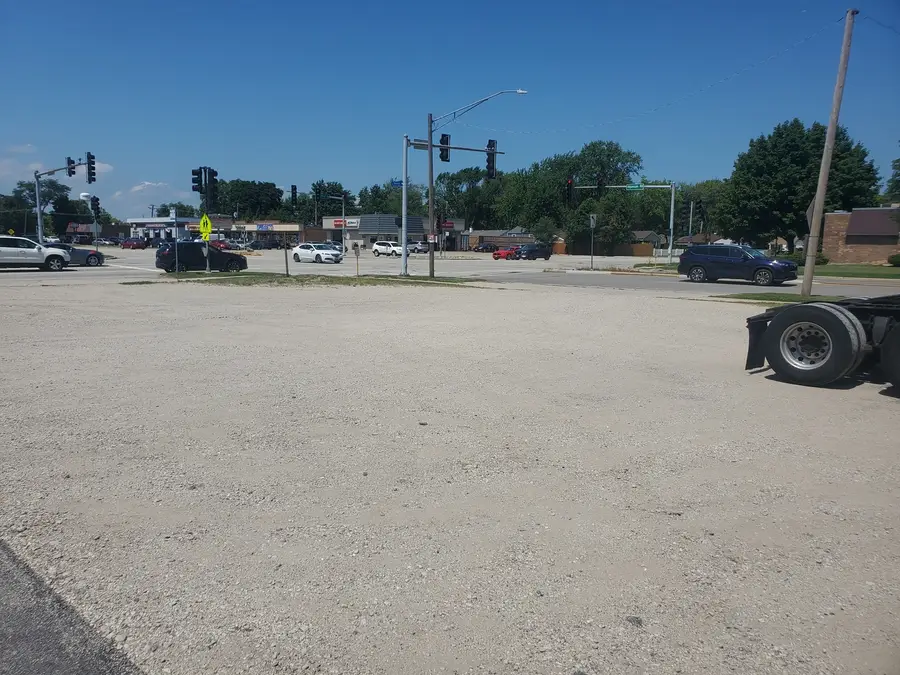 1205 S Wolf Road, Des Plaines, IL 60018 - Image #2