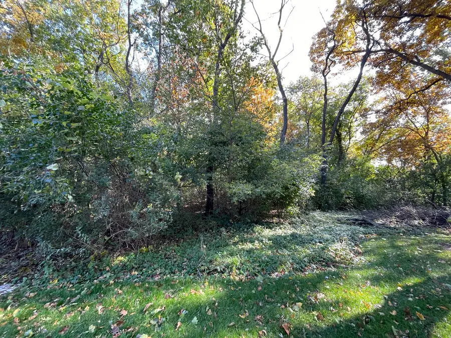 26767 W Lakeview Drive S, Lake Barrington, IL 60010 - Image #3