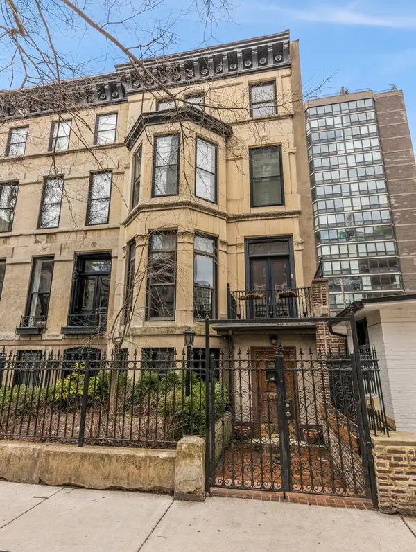 1252 N State Parkway, Chicago, IL 60610