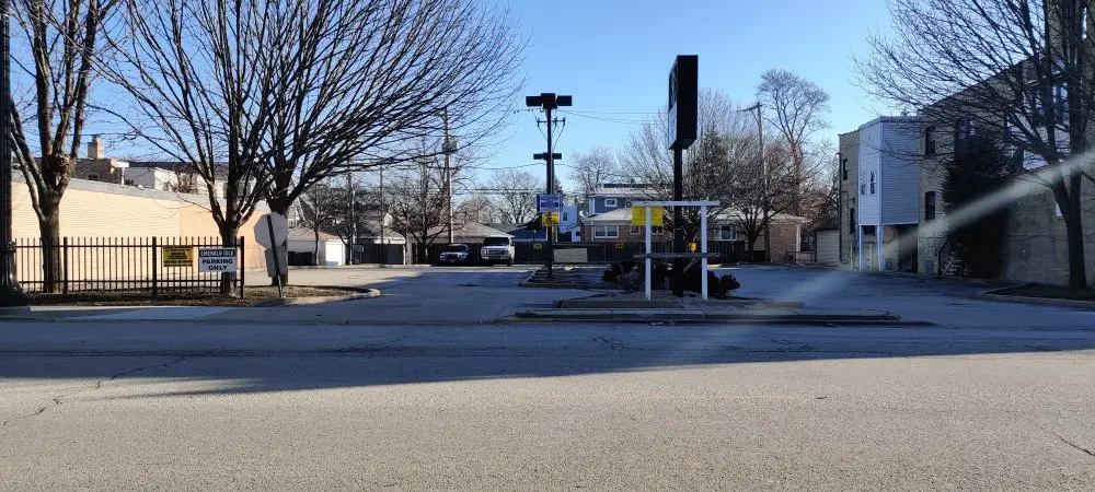 6681 N Northwest Highway, Chicago, IL 60631 - Image #1