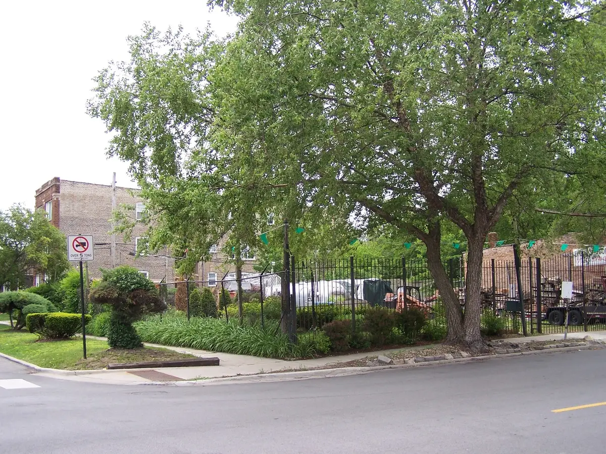 1721 E 75th Street, Chicago, IL 60649 - Image #1