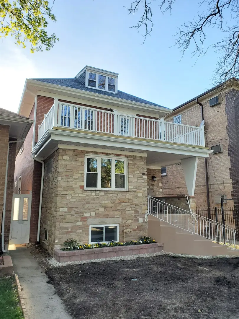 7234 N Hamilton Avenue, Chicago, IL 60645 - Image #3
