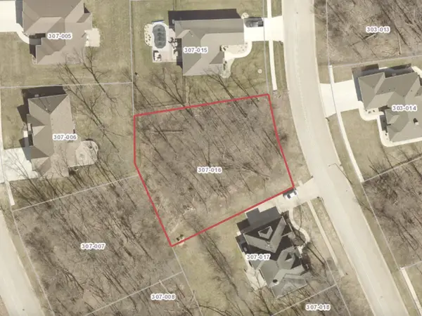 1028 Oakwood Drive, Morris, IL 60450