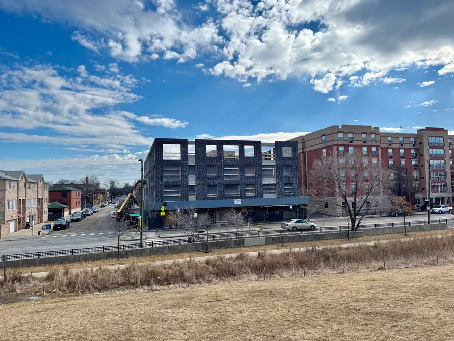 2807 S Halsted Street #204, Chicago, IL 60608 - Image #3