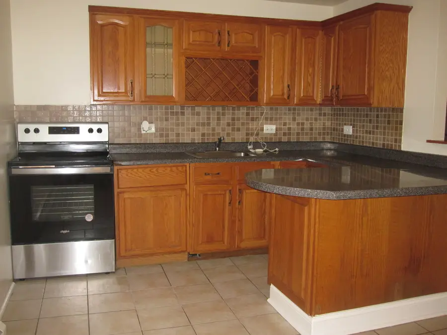 7517 W Fullerton Avenue #GS, Elmwood Park, IL 60707 - #2