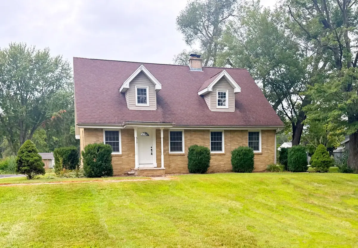 1014 Holland Drive, Rock Falls, IL 61071 - Image #1