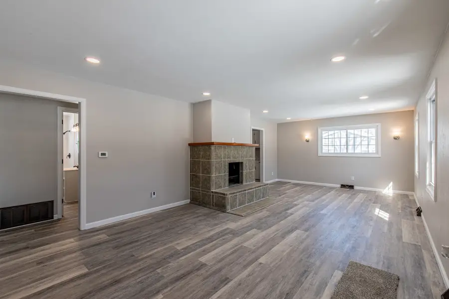 1014 Holland Drive, Rock Falls, IL 61071 - Image #3