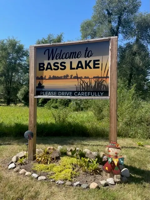 4005 S Hillcrest Road, Bass Lake, IN 45634 - Image #3