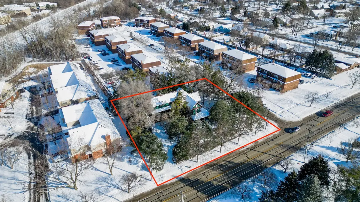 300 N River Road, Naperville, IL 60540 - Image #1