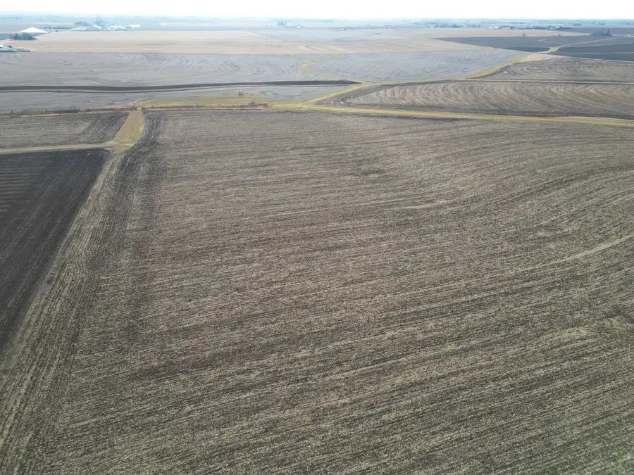 000 N Moore Road, Lindenwood, IL 61049 - Image #2