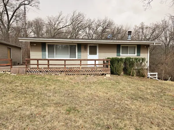 81 Indian Hills Drive, Putnam, IL 61560