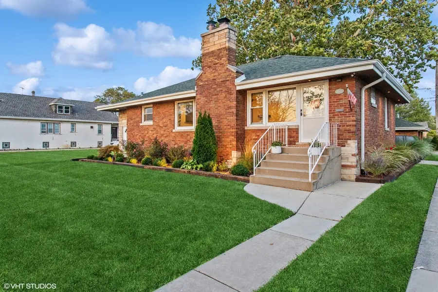 9559 Kilpatrick Avenue, Oak Lawn, IL 60453 - #2