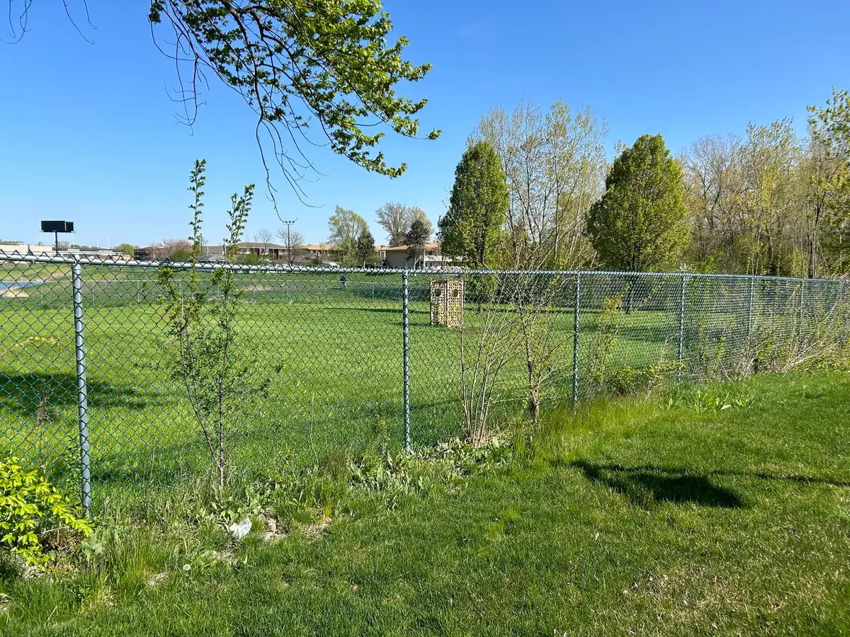 8543 S 83rd Avenue, Hickory Hills, IL 60457 - Image #1