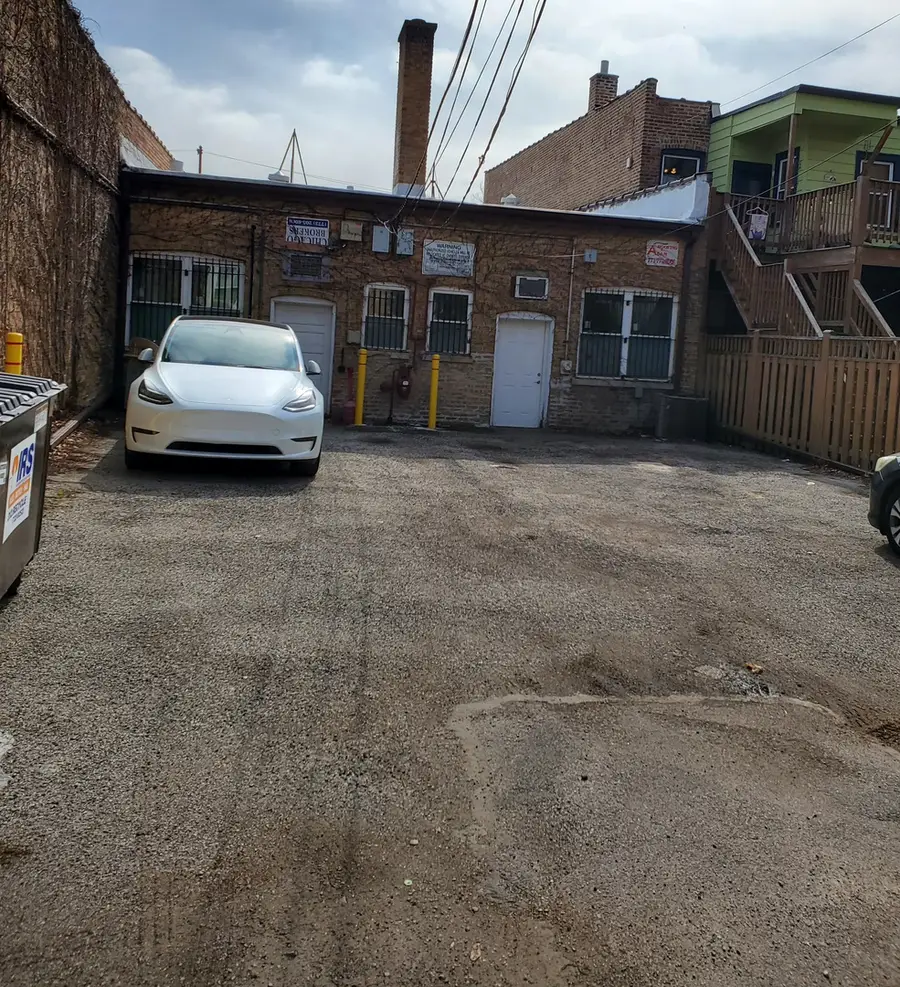 6736 W Belmont Avenue, Chicago, IL 60634 - Image #3