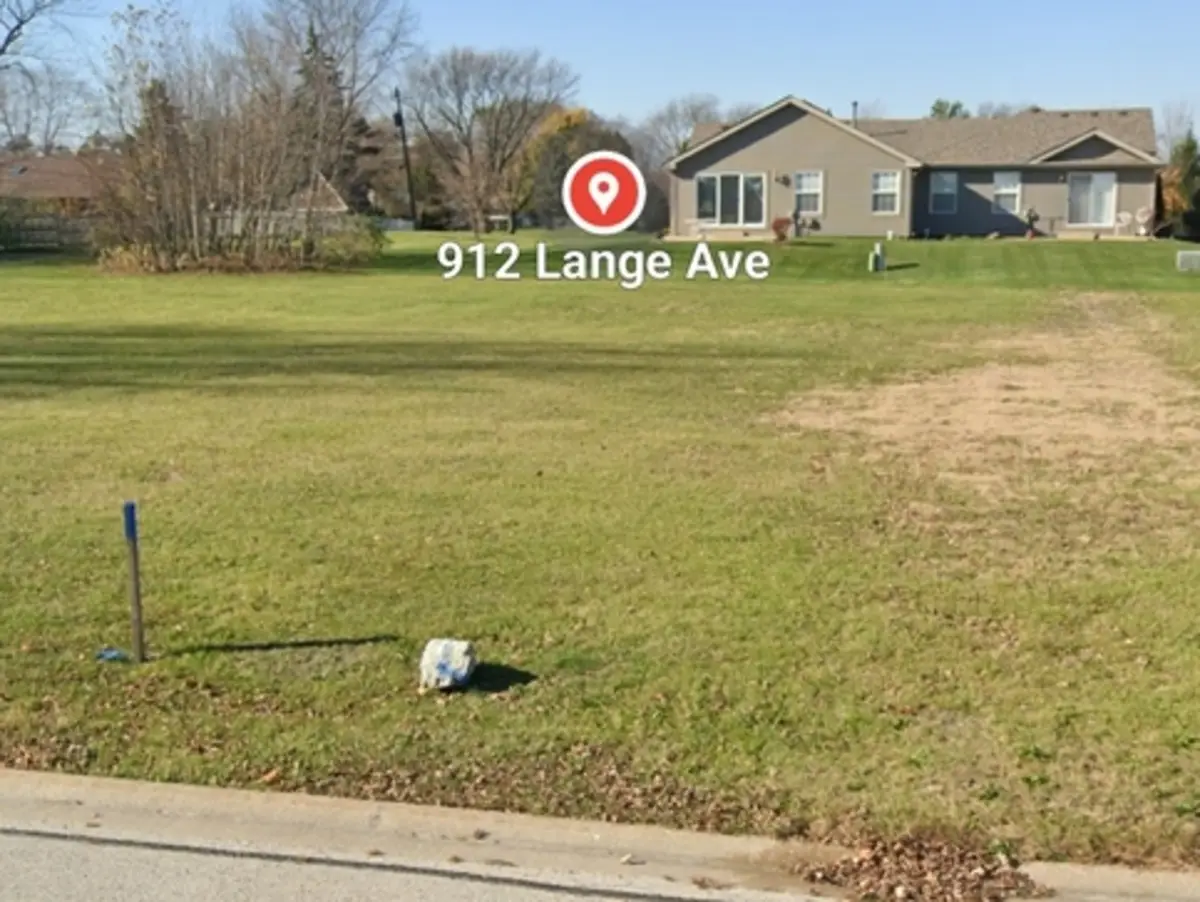 912 Lange Avenue, Beecher, IL 60401 - Image #1