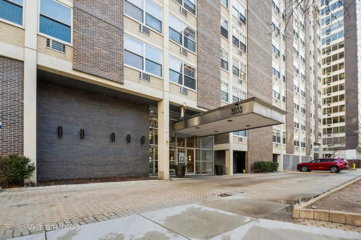 3033 N Sheridan Road #910, Chicago, IL 60657 - #1