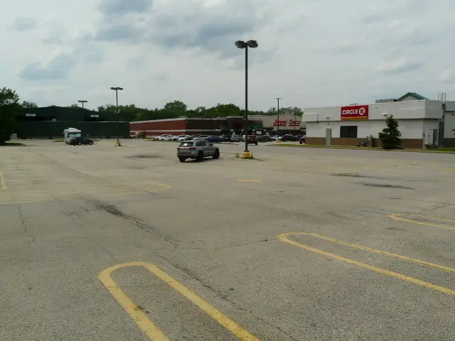 1370 S Us Highway 12, Fox Lake, IL 60020 - Image #2