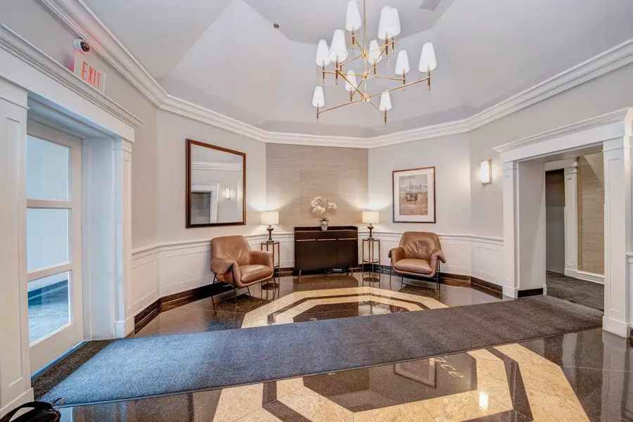 33 W Delaware Place #19H, Chicago, IL 60610 - Image #3