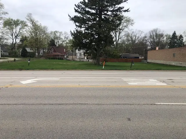 1002 Ogden Avenue, Lisle, IL 60532 - Image #2