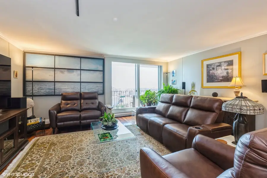 6033 N Sheridan Road #15L, Chicago, IL 60660 - Image #3