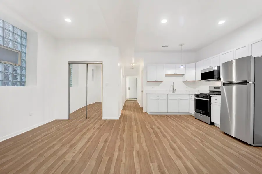 929 N Fairfield Avenue, Chicago, IL 60622 - Image #2