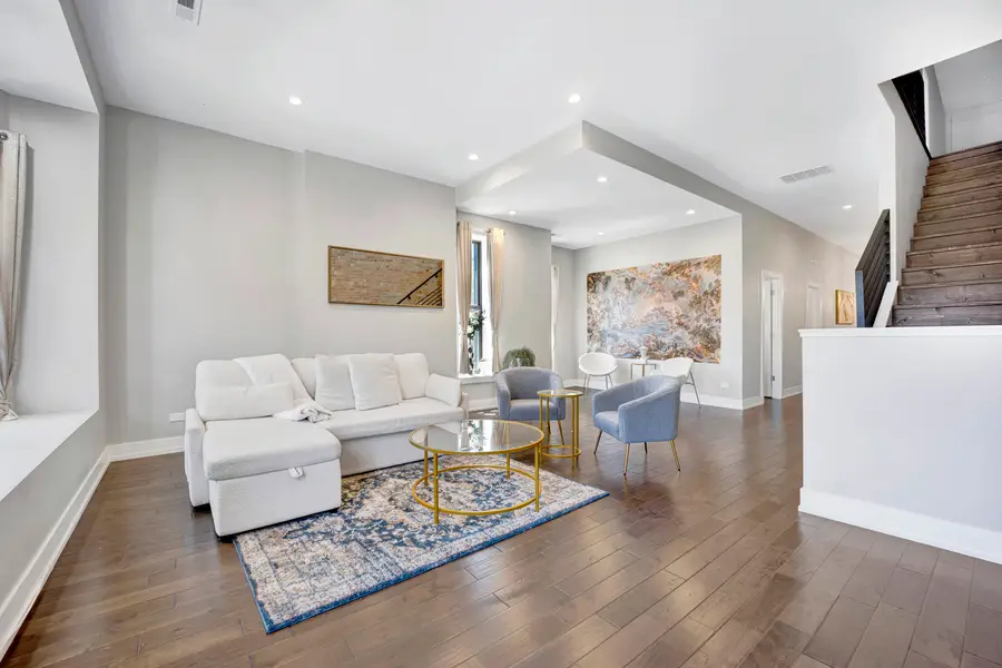 3330 S Indiana Avenue #2S, Chicago, IL 60616 - #2