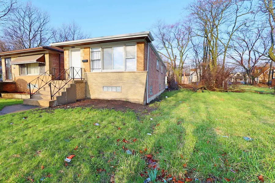 7056 S Honore Street, Chicago, IL 60636 - Image #2