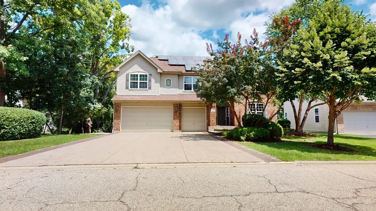 5670 Brentwood Drive, Hoffman Estates, IL 60192 - Image #1