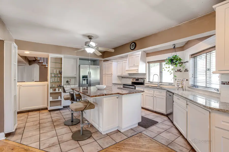 630 Whitney Avenue, Winthrop Harbor, IL 60096 - Image #3