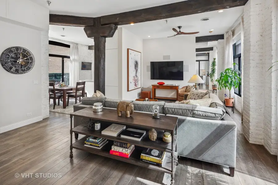 215 W Illinois Street #3A, Chicago, IL 60654 - Image #3